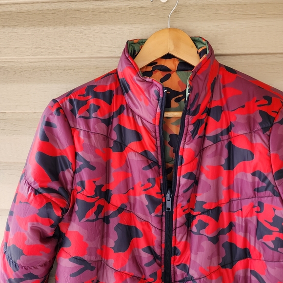 Mother two faced puffer jacket in I'm here wash - Picture 8 of 14